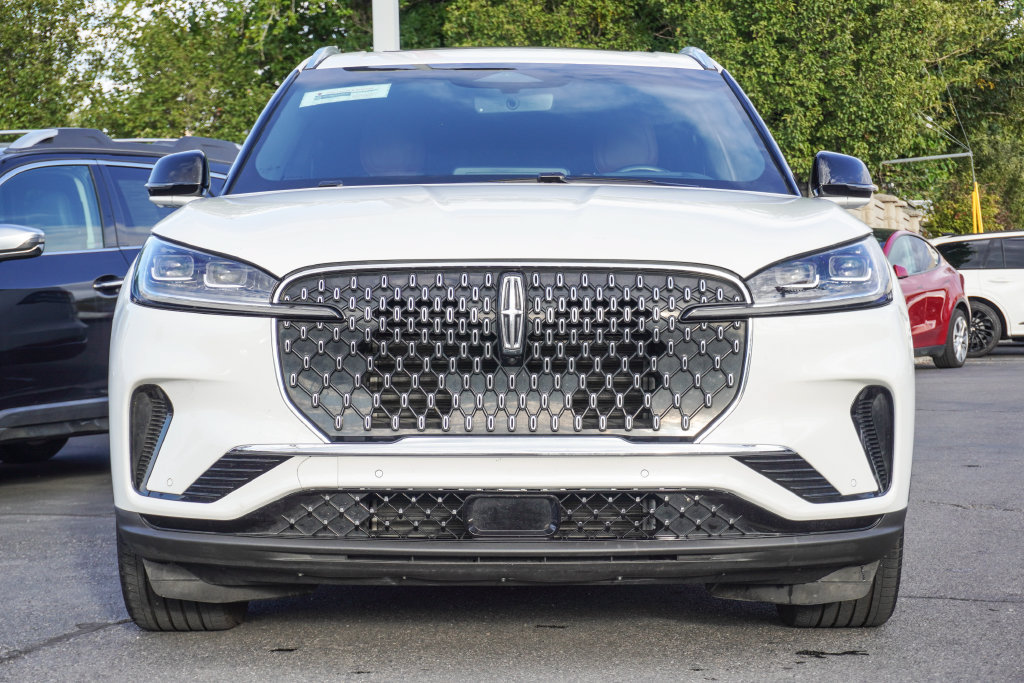 Used 2025 Lincoln Aviator Reserve w/ Equipment Group 201A AWD/4WD image 7