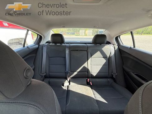 Used 2017 Chevrolet Cruze LT w/ Convenience Package FWD image 16