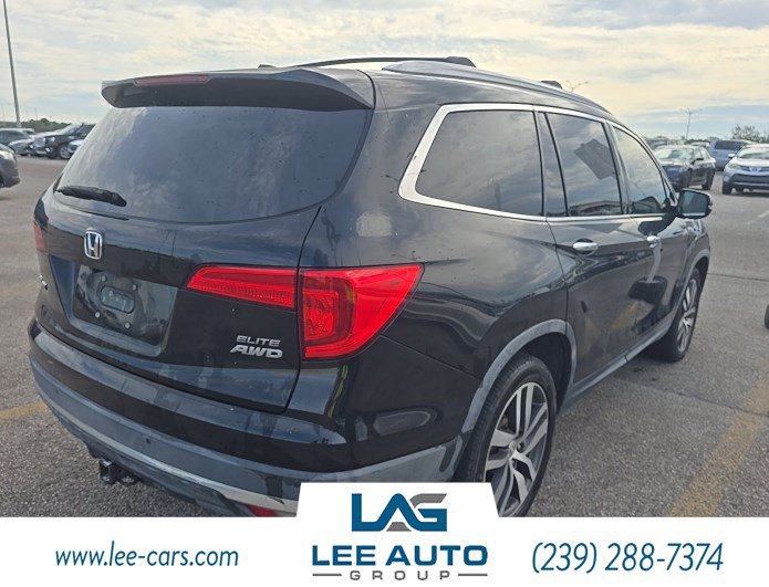Used 2017 Honda Pilot Elite image 2