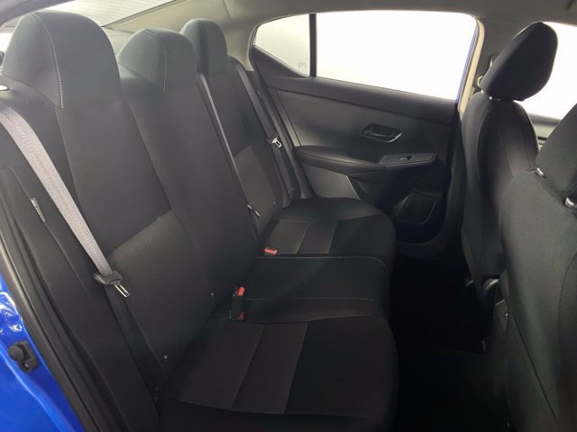 Used 2025 Nissan Sentra SV FWD image 17