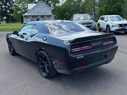 Used 2018 Dodge Challenger R/T w/ Blacktop Package RWD image 3