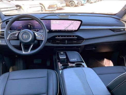 Certified 2025 Buick Enclave Preferred image 14