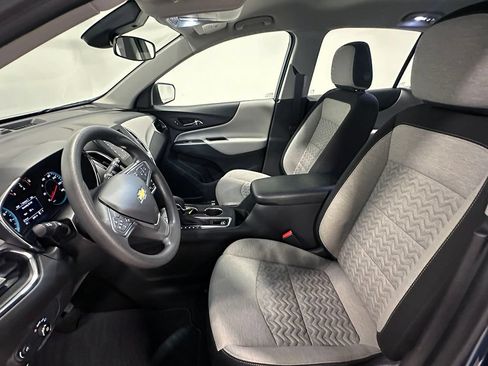 Used 2024 Chevrolet Equinox LS FWD image 3