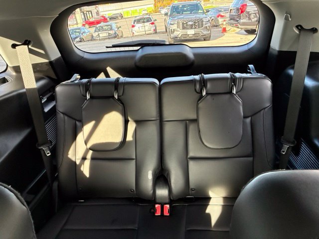 Certified 2023 Ford Explorer XLT w/ Equipment Group 202A AWD/4WD image 14