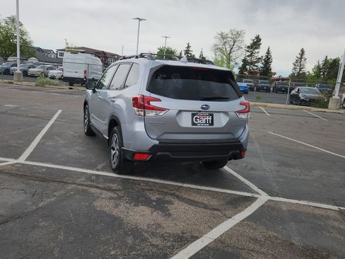 Used 2019 Subaru Forester Premium AWD/4WD image 11