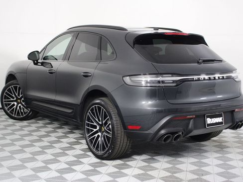 Certified 2026 Porsche Macan AWD/4WD image 3