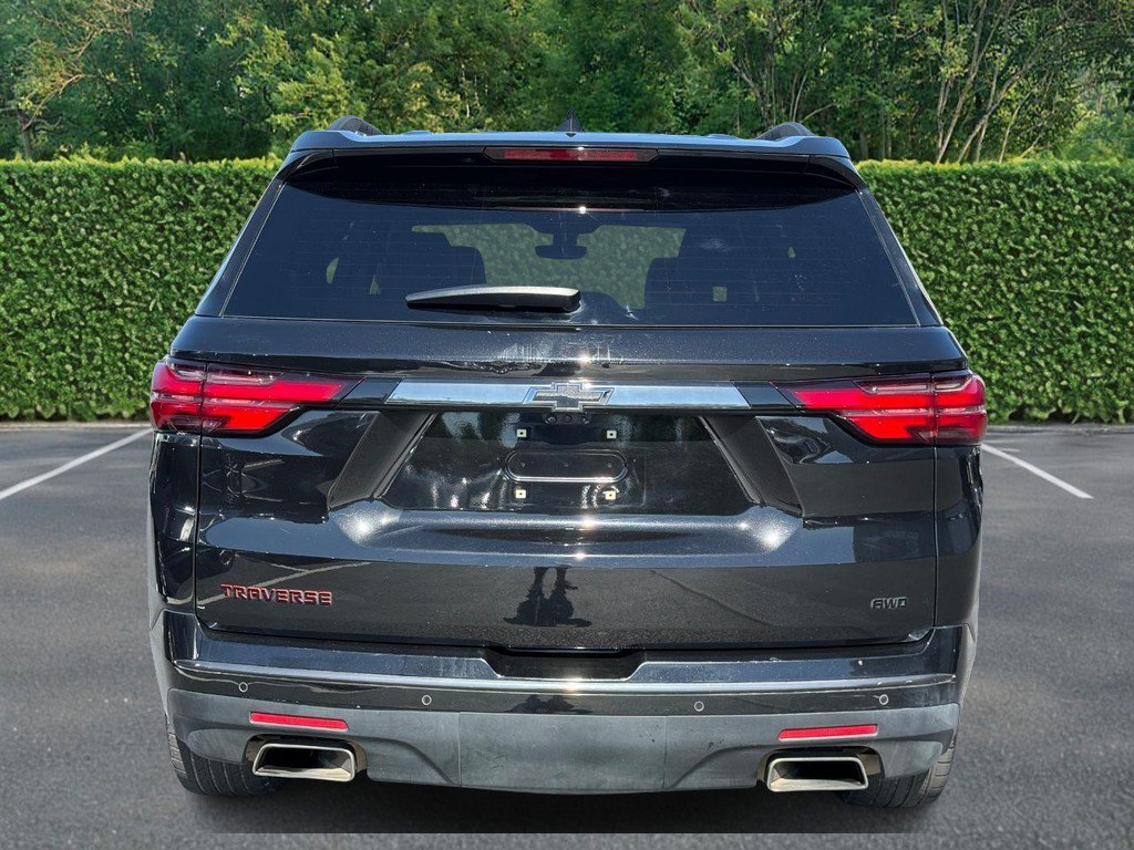Used 2022 Chevrolet Traverse Premier w/ Redline Edition AWD/4WD image 5