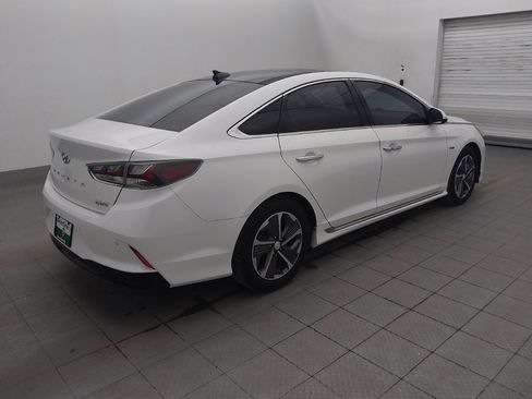 Used 2019 Hyundai Sonata Limited w/ Ultimate Package 02 FWD image 10