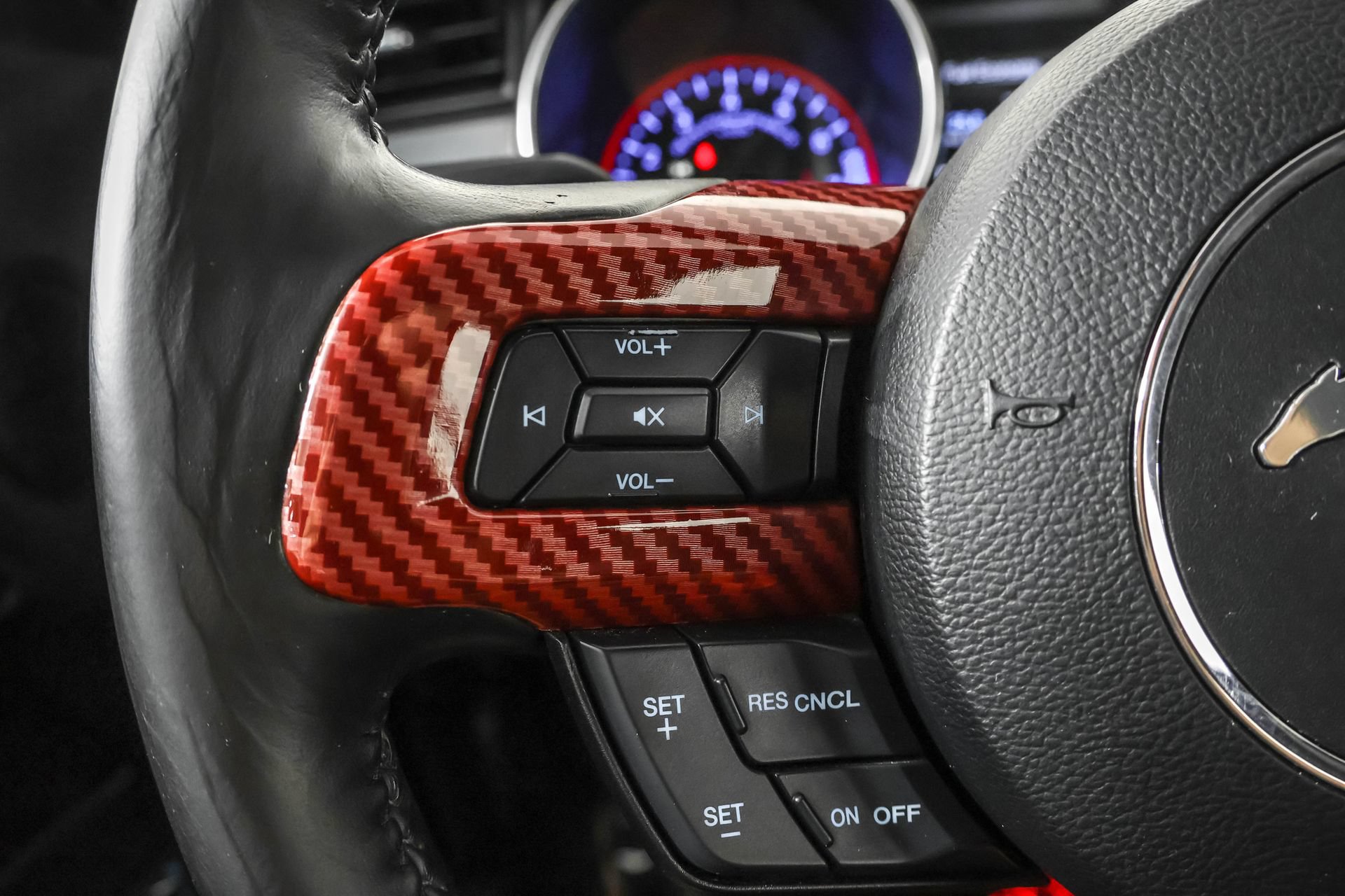 Used 2022 Ford Mustang Premium RWD image 27