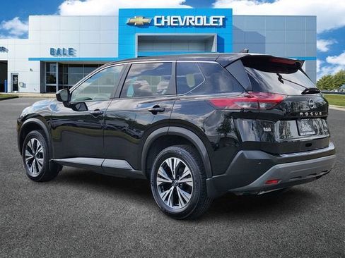 Used 2023 Nissan Rogue SV image 5