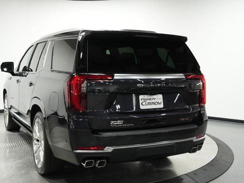 New 2026 GMC Yukon Denali w/ Denali Reserve Package AWD/4WD image 8