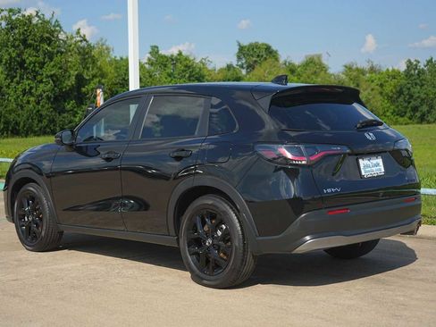 Used 2025 Honda HR-V Sport image 4