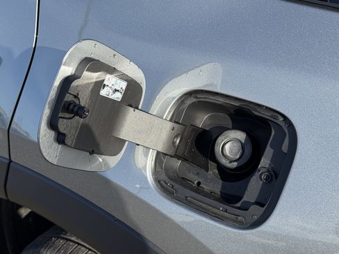 New 2026 Chevrolet Equinox LT w/ Convenience Package II image 35