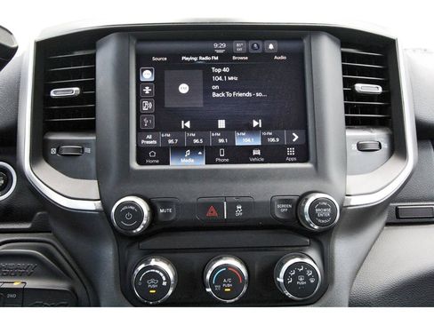 Used 2024 RAM 2500 Big Horn image 21