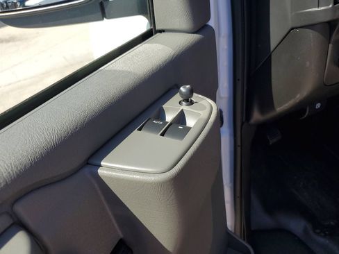 New 2026 GMC Savana 2500 Extended RWD image 17