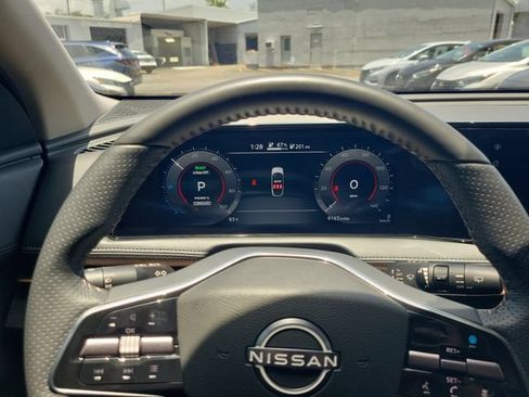 Certified 2023 Nissan Ariya AWD image 20