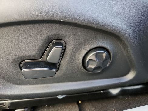 Used 2020 Jeep Compass Latitude w/ Popular Equipment Group image 13