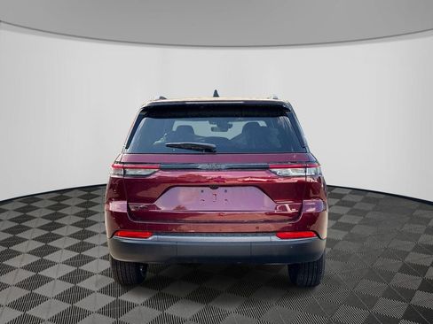New 2026 Jeep Grand Cherokee Altitude AWD/4WD image 3