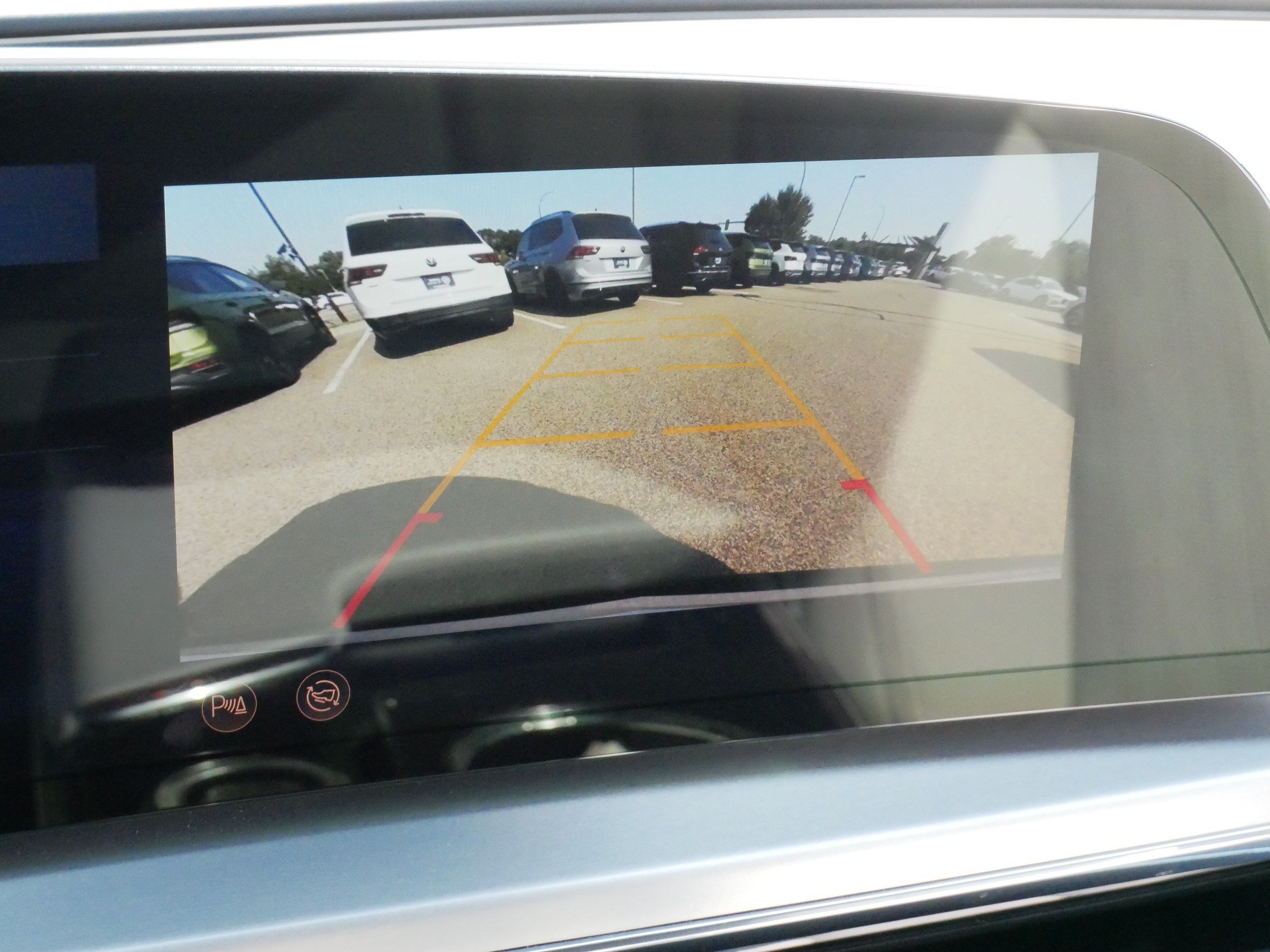 Used 2024 Cadillac Lyriq Sport RWD image 29