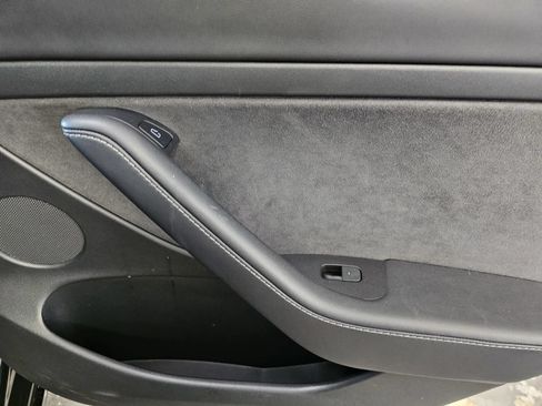 Used 2023 Tesla Model 3 Standard Range RWD image 8