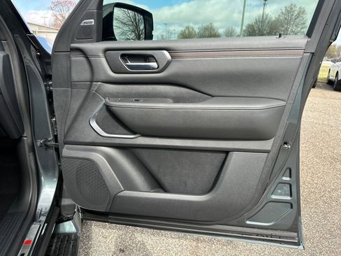 New 2026 Nissan Armada Platinum Reserve image 14