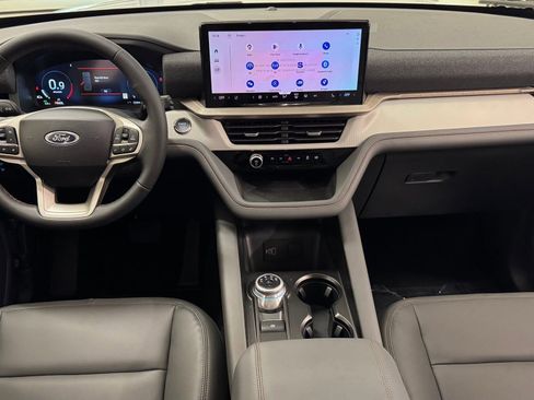 New 2026 Ford Explorer Active w/ Active Comfort Package image 16