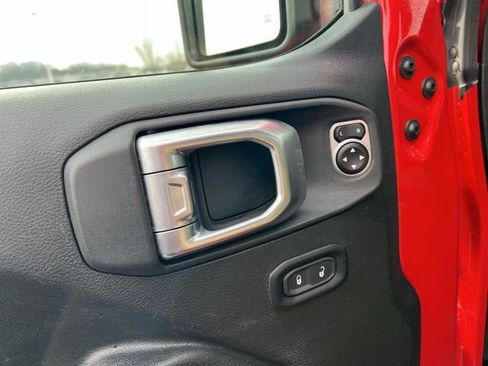 Used 2020 Jeep Gladiator Sport w/ Quick Order Package 24S image 22