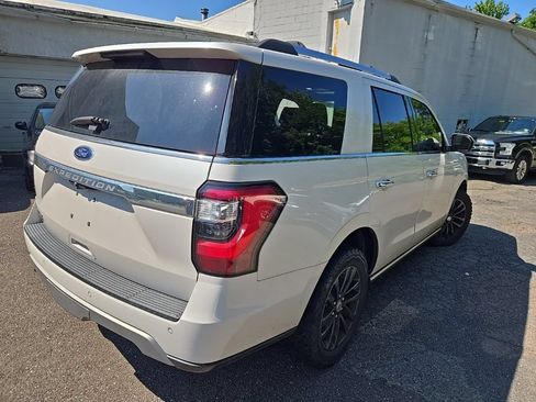 Used 2019 Ford Expedition Limited w/ Driver Assistance Package AWD/4WD image 4