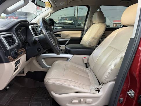 Used 2016 Nissan Titan SL RWD image 11