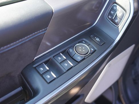 Used 2026 Ford F350 Platinum AWD/4WD image 18