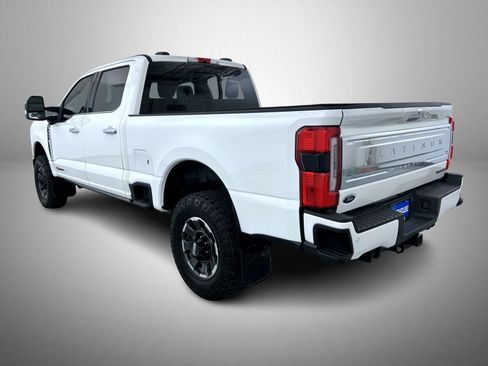 Used 2024 Ford F350 Platinum w/ Tremor Off-Road Package AWD/4WD image 7