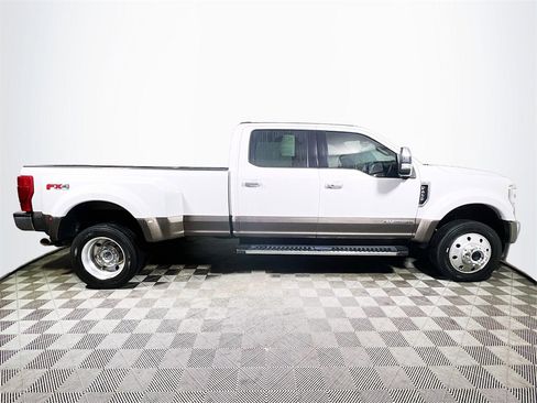 Used 2020 Ford F450 Lariat image 9