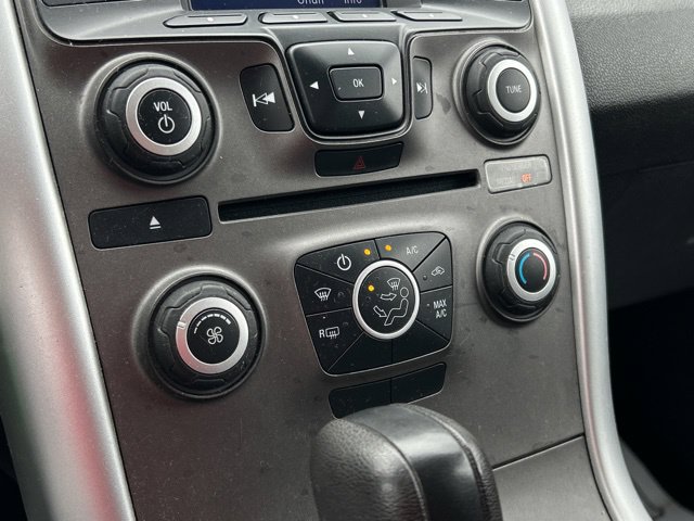 Used 2013 Ford Edge SE FWD image 39