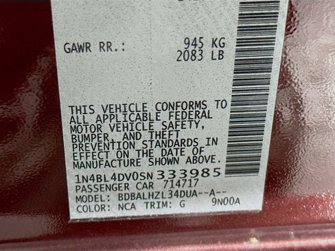 Used 2025 Nissan Altima 2.5 SV image 12