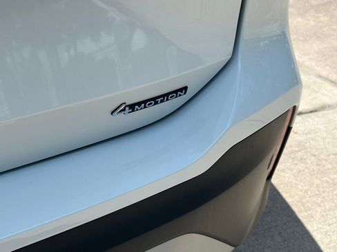 Used 2025 Volkswagen Tiguan S image 23