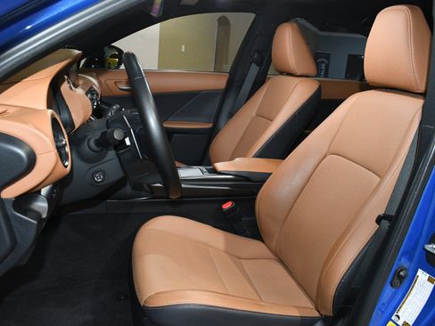 Used 2023 Lexus IS 300 w/ Premium Package RWD image 7