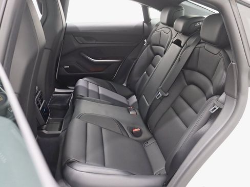 Used 2024 Porsche Taycan 4S image 36