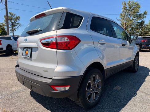 Used 2020 Ford EcoSport S FWD image 3