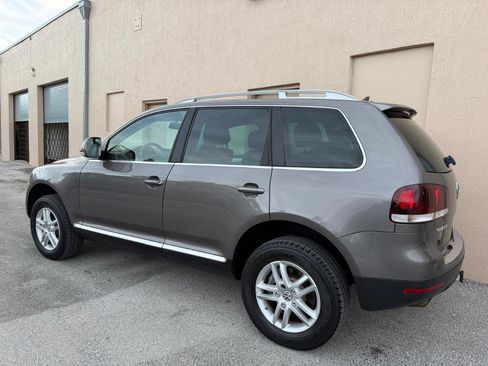 Used 2008 Volkswagen Touareg V6 image 7