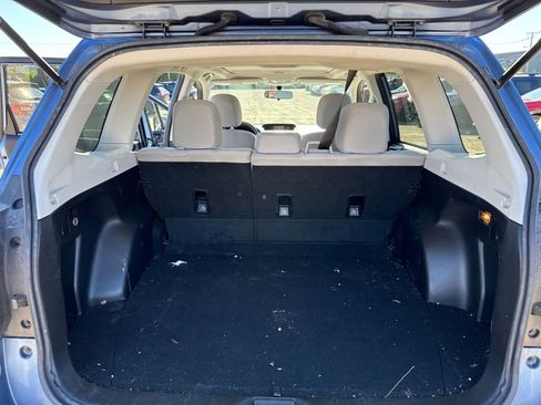 Used 2015 Subaru Forester 2.5i Premium w/ All-Weather Package AWD/4WD image 16