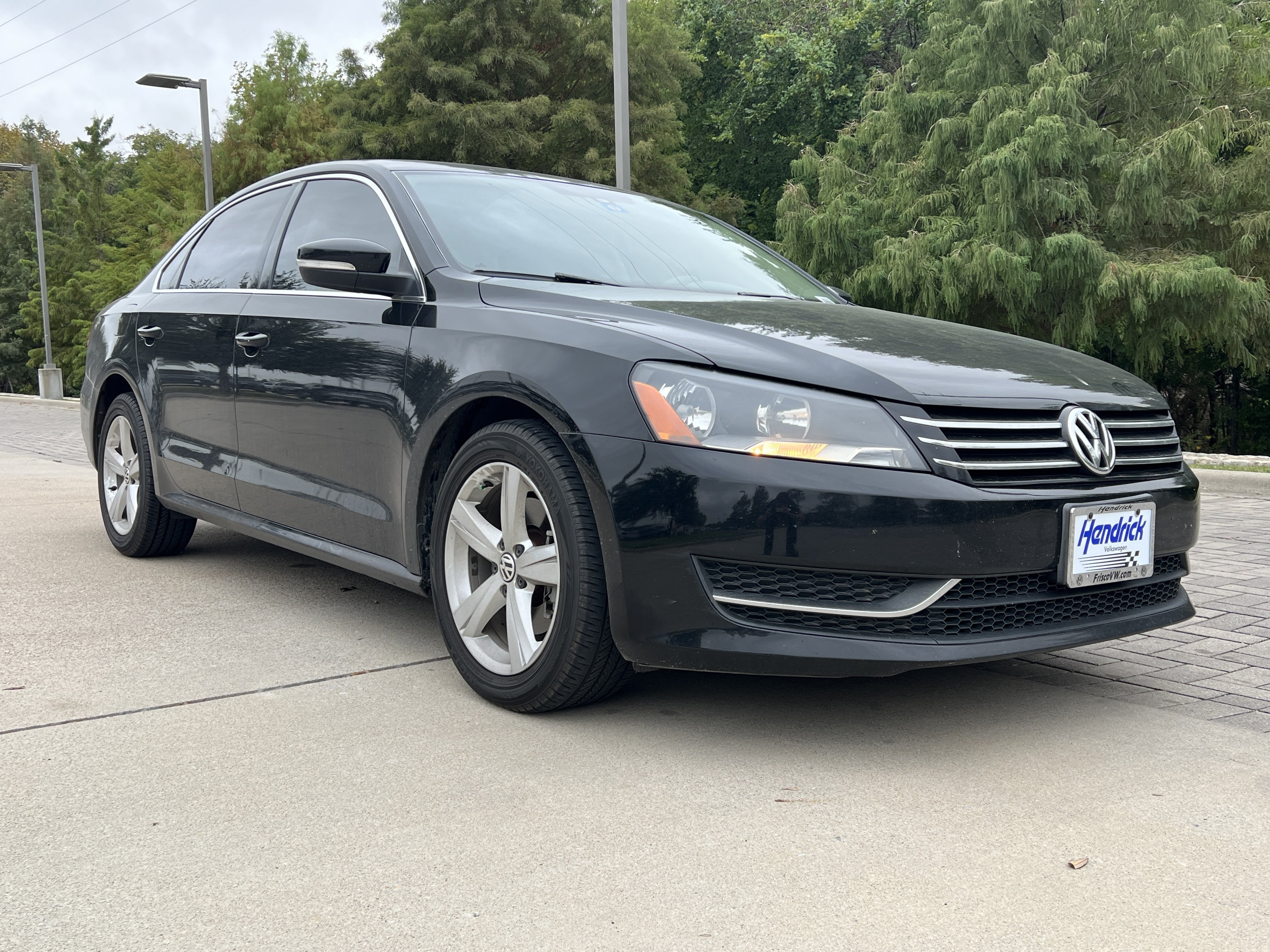 Used 2013 Volkswagen Passat 2.5 SE FWD image 2