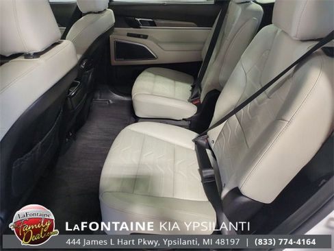Used 2021 Kia Telluride SX w/ SX Prestige Package image 23