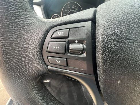 Used 2018 BMW 320i xDrive Sedan AWD/4WD image 26