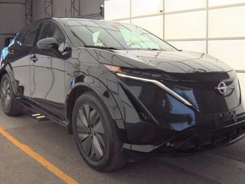 Used 2024 Nissan Ariya AWD image 2