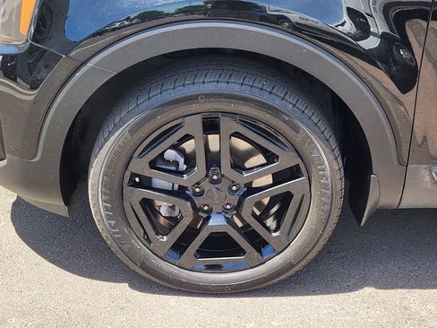 Certified 2025 Kia Telluride SX X-Line AWD/4WD image 10