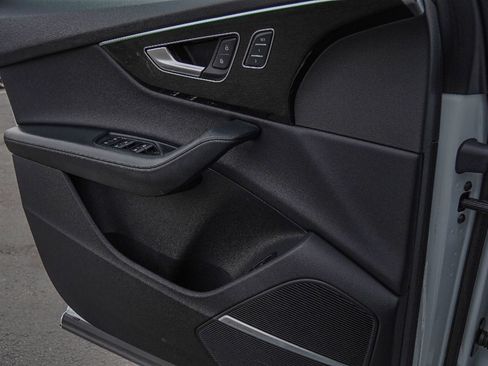 Used 2022 Audi Q7 3.0T Prestige w/ Prestige Package image 21