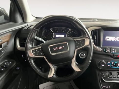 Used 2020 GMC Terrain Denali w/ Denali Premium Package AWD/4WD image 10