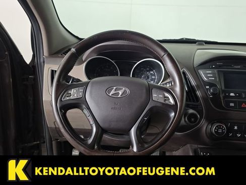 Used 2014 Hyundai Tucson SE AWD/4WD image 10