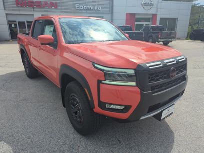 New 2025 Nissan Frontier PRO-4X w/ Pro Convenience Package