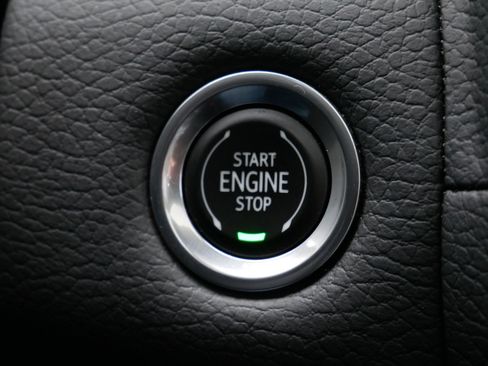 Used 2021 GMC Yukon Denali w/ Denali Ultimate Package image 28